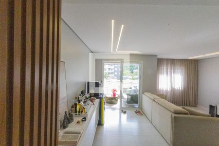 Sala de estar de apartamento à venda com 2 quartos, 81m² em Vila Isa, São Paulo