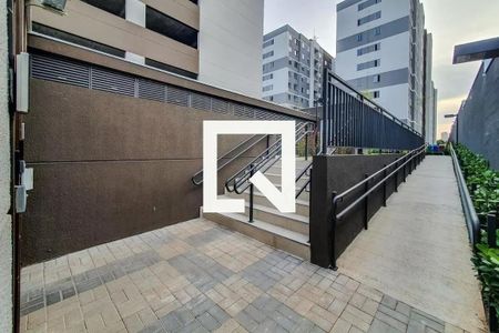 Apartamento à venda com 34m², 1 quarto e sem vaga Apartamento à venda com 34m², 1 quarto e sem vagaEntrada e rampa de acesso