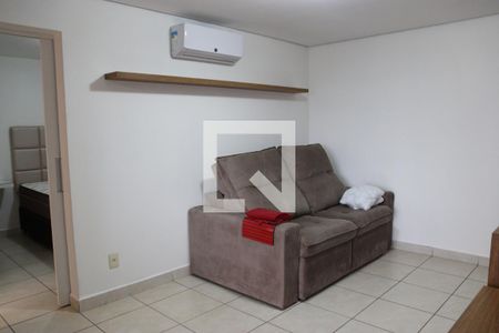 Sala de apartamento para alugar com 1 quarto, 43m² em Jardim Goiás, Goiânia