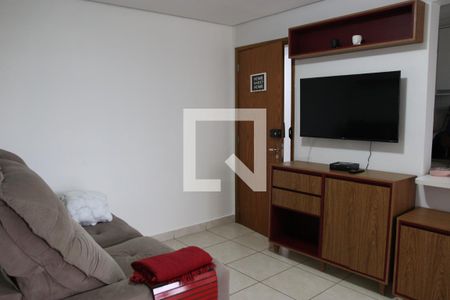 Sala de apartamento para alugar com 1 quarto, 43m² em Jardim Goiás, Goiânia