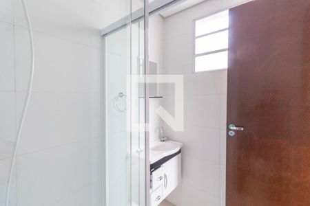 Banheiro de apartamento para alugar com 1 quarto, 24m² em Cidade Patriarca, São Paulo