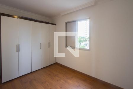 Quarto de apartamento à venda com 1 quarto, 45m² em Campo Belo, São Paulo