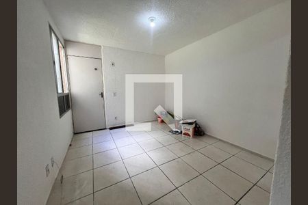 Sala de apartamento para alugar com 2 quartos, 45m² em Anil, Rio de Janeiro