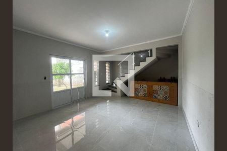 Sala de casa para alugar com 2 quartos, 250m² em Vila Figueira, Suzano