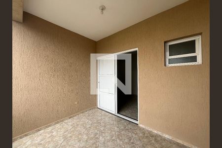 Sacada Suíte de casa para alugar com 2 quartos, 250m² em Vila Figueira, Suzano