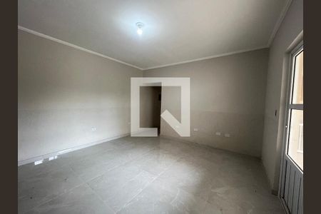 Sala de casa para alugar com 2 quartos, 250m² em Vila Figueira, Suzano