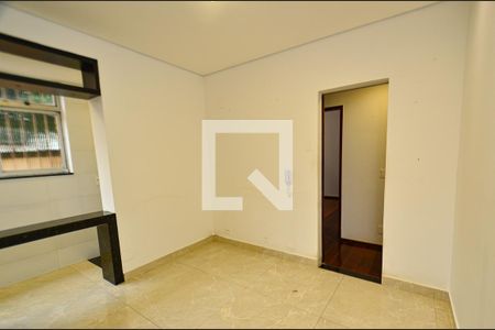 Sala de jantar de apartamento à venda com 3 quartos, 84m² em Floresta, Belo Horizonte