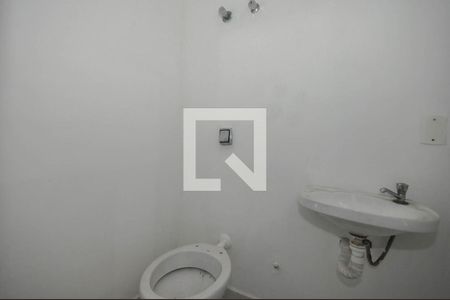 Lavabo de casa para alugar com 4 quartos, 234m² em Jardim Colombo, São Paulo