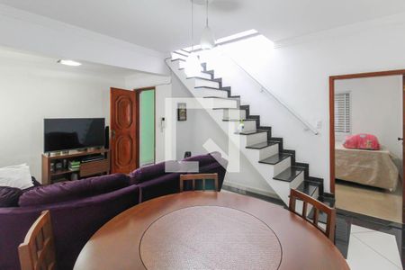 Sala de casa à venda com 3 quartos, 162m² em Vila Nova, São Paulo