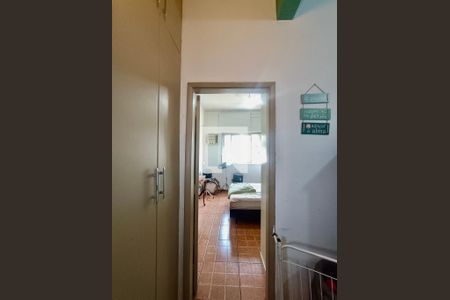 Corredor  de apartamento à venda com 1 quarto, 45m² em Leme, Rio de Janeiro