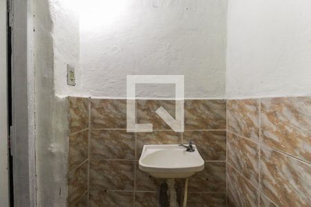 Banheiro de casa para alugar com 1 quarto, 33m² em Cidade Líder, São Paulo