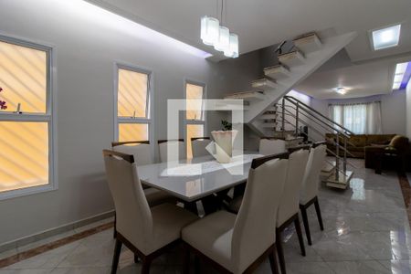 Sala de casa à venda com 3 quartos, 200m² em Vila Milton, Guarulhos