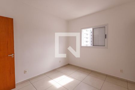 Suíte de apartamento para alugar com 2 quartos, 72m² em Vila Jaboticabeira, Taubaté