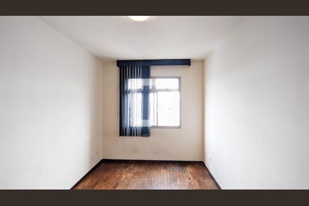 Sala de apartamento para alugar com 2 quartos, 70m² em Funcionários, Belo Horizonte