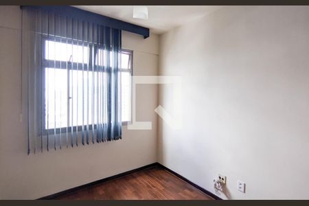 Quarto de apartamento para alugar com 2 quartos, 70m² em Funcionários, Belo Horizonte