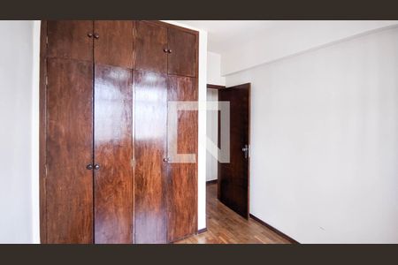 Quarto de apartamento para alugar com 2 quartos, 70m² em Funcionários, Belo Horizonte