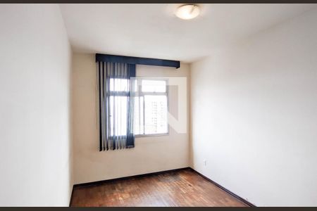 Sala de apartamento para alugar com 2 quartos, 70m² em Funcionários, Belo Horizonte