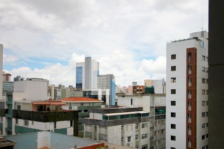 Vista da Sala de apartamento à venda com 2 quartos, 70m² em Santo Antônio, Belo Horizonte