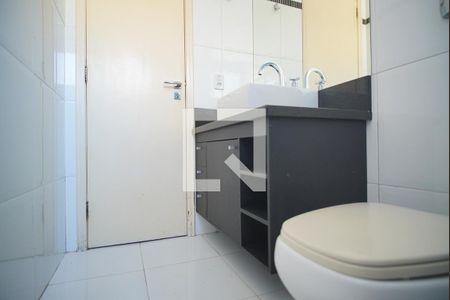 Banheiro Corredor de apartamento à venda com 1 quarto, 45m² em Mont’serrat, Porto Alegre