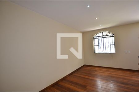 Sala de casa para alugar com 3 quartos, 175m² em Madureira, Rio de Janeiro