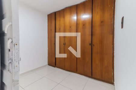 Closet de casa para alugar com 2 quartos, 106m² em Vila Butantã, São Paulo