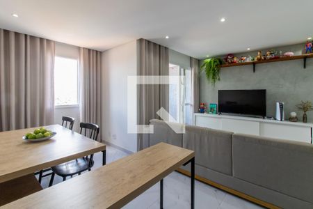 Sala Ampliada de apartamento à venda com 2 quartos, 60m² em Jardim Imperador, Guarulhos