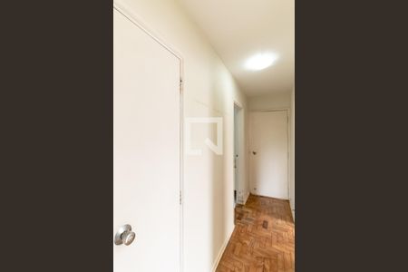 Corredor de apartamento à venda com 3 quartos, 110m² em Moema, São Paulo