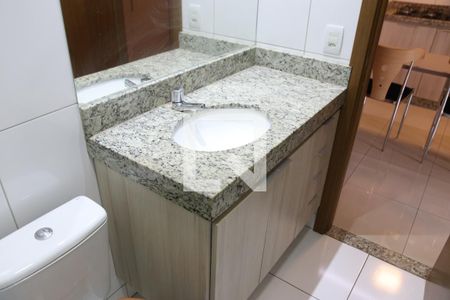 Banheiro de apartamento para alugar com 1 quarto, 31m² em Setor Marista, Goiânia