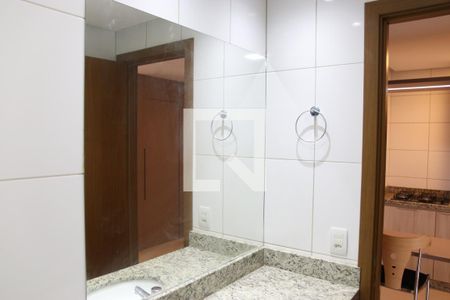 Banheiro de apartamento para alugar com 1 quarto, 31m² em Setor Marista, Goiânia