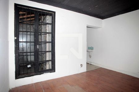 Sala 2 de casa para alugar com 3 quartos, 150m² em Rio Branco, Porto Alegre