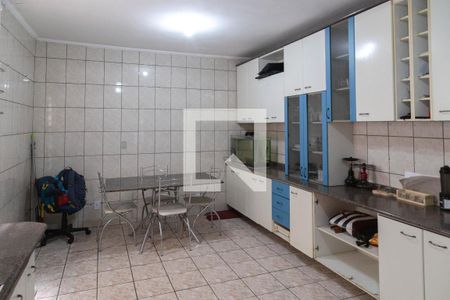 Casa à venda com 125m², 4 quartos e 2 vagas