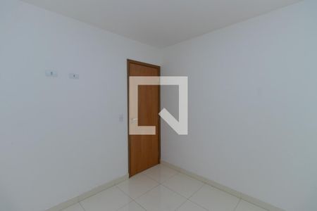 Quarto 1 de apartamento para alugar com 2 quartos, 40m² em Vila Constança, São Paulo