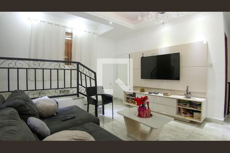 Sala de casa para alugar com 4 quartos, 300m² em Jardim Tiete, São Paulo