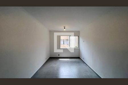 Sala de apartamento para alugar com 3 quartos, 77m² em Alto de Pinheiros, São Paulo