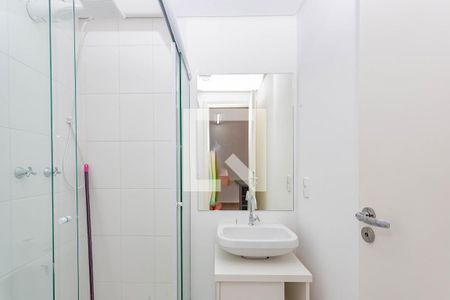 Banheiro de apartamento para alugar com 1 quarto, 33m² em Vila Nair, São Paulo