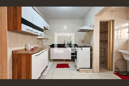 Cozinha de apartamento para alugar com 2 quartos, 56m² em Socorro, São Paulo