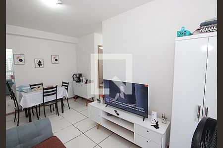 Sala de apartamento à venda com 2 quartos, 55m² em Todos Os Santos, Rio de Janeiro