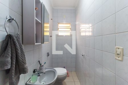 Lavabo de casa para alugar com 3 quartos, 150m² em Vila Vitoria, Mogi das Cruzes