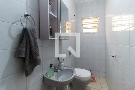 Lavabo de casa para alugar com 3 quartos, 150m² em Vila Vitoria, Mogi das Cruzes