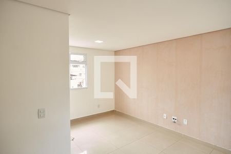 Sala de apartamento para alugar com 3 quartos, 80m² em Paraíso, Belo Horizonte