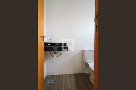 Apartamento à venda com 60m², 2 quartos e 1 vaga Apartamento à venda com 60m², 2 quartos e 1 vagaBanheiro da Suíte