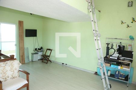 Casa à venda com 400m², 3 quartos e 6 vagas Casa à venda com 400m², 3 quartos e 6 vagasSotao