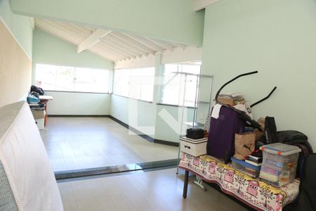 Casa à venda com 400m², 3 quartos e 6 vagas Casa à venda com 400m², 3 quartos e 6 vagasÁrea comum