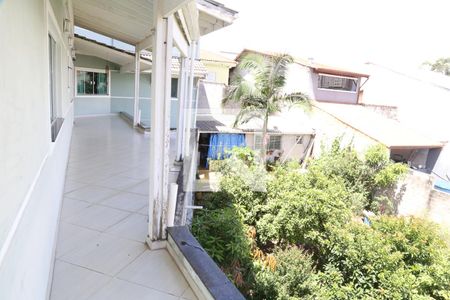 Casa à venda com 400m², 3 quartos e 6 vagas Casa à venda com 400m², 3 quartos e 6 vagasVaranda
