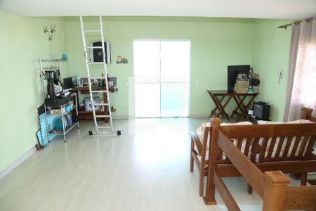 Casa à venda com 400m², 3 quartos e 6 vagas Casa à venda com 400m², 3 quartos e 6 vagasSotao