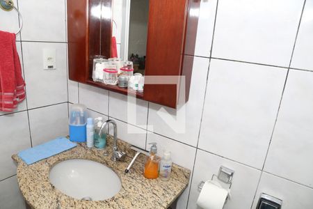 Casa à venda com 400m², 3 quartos e 6 vagas Casa à venda com 400m², 3 quartos e 6 vagasBanheiro Social