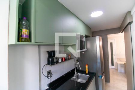 Apartamento à venda com 80m², 2 quartos e 1 vaga Apartamento à venda com 80m², 2 quartos e 1 vagaCozinha e Área de Serviço