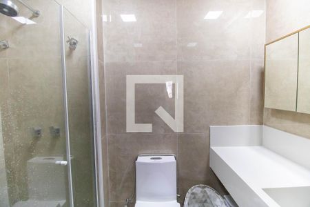 Apartamento à venda com 80m², 2 quartos e 1 vaga Apartamento à venda com 80m², 2 quartos e 1 vagaBanheiro Social