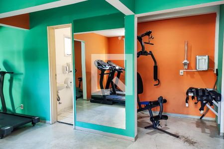 Apartamento à venda com 42m², 2 quartos e 1 vaga Apartamento à venda com 42m², 2 quartos e 1 vagaÁrea comum - Academia