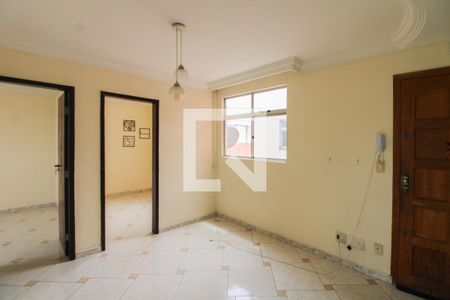 Sala de apartamento para alugar com 2 quartos, 45m² em Heliópolis, Belo Horizonte